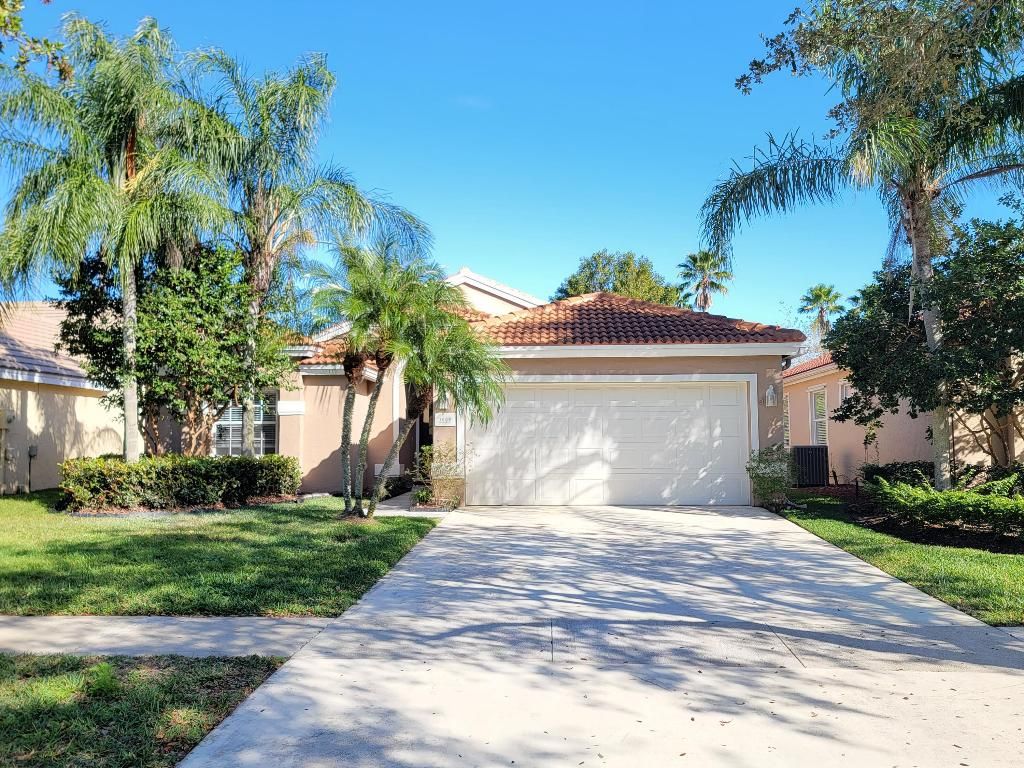 Photo of 3009 SE Brierwood Place, Stuart, FL 34997 (MLS # R10950032)