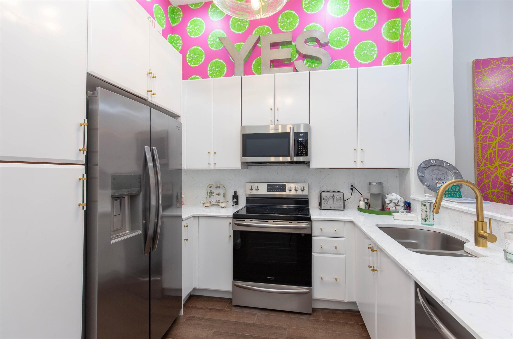 701 S Olive Avenue 409