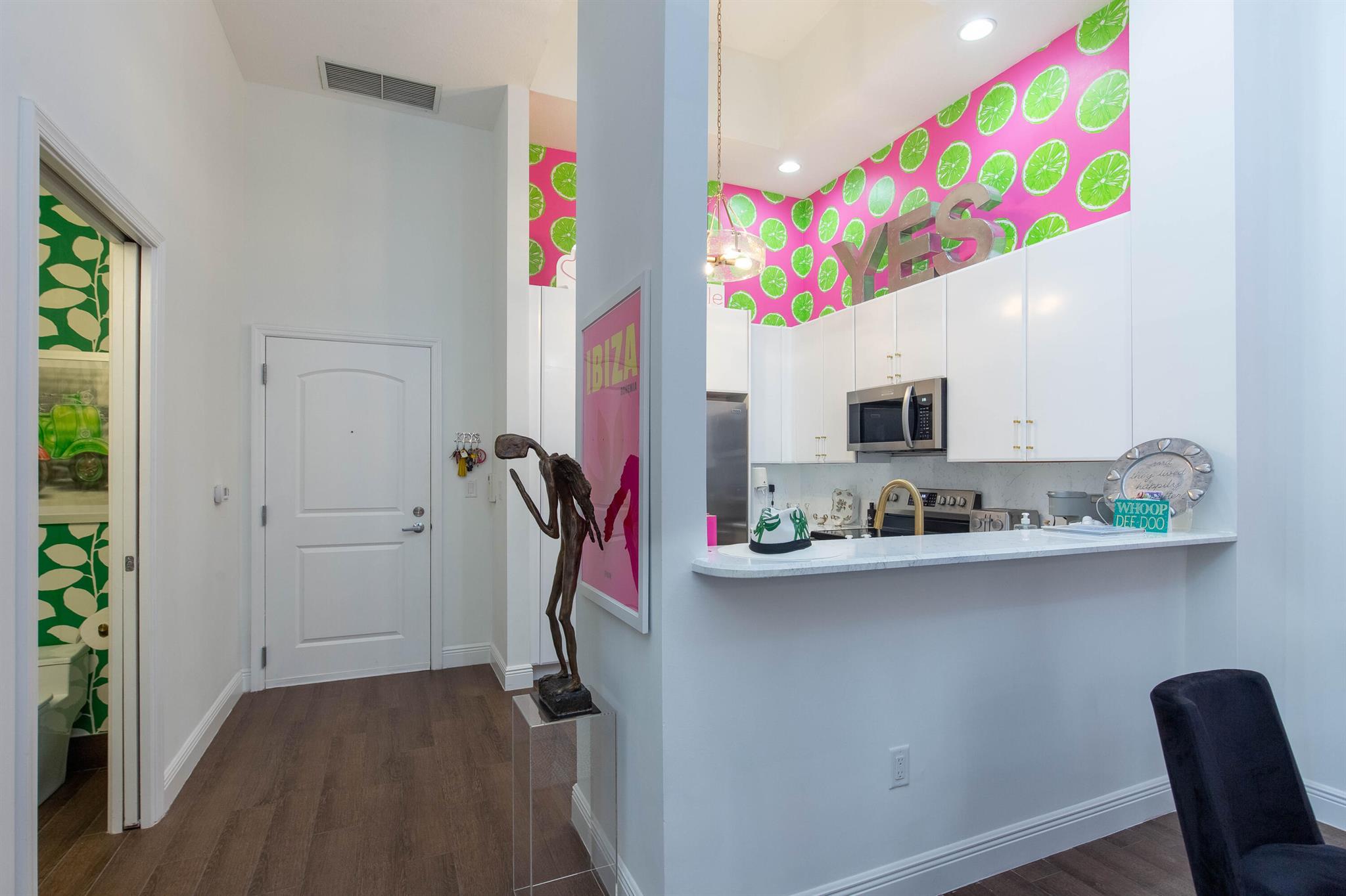 701 S Olive Avenue 409