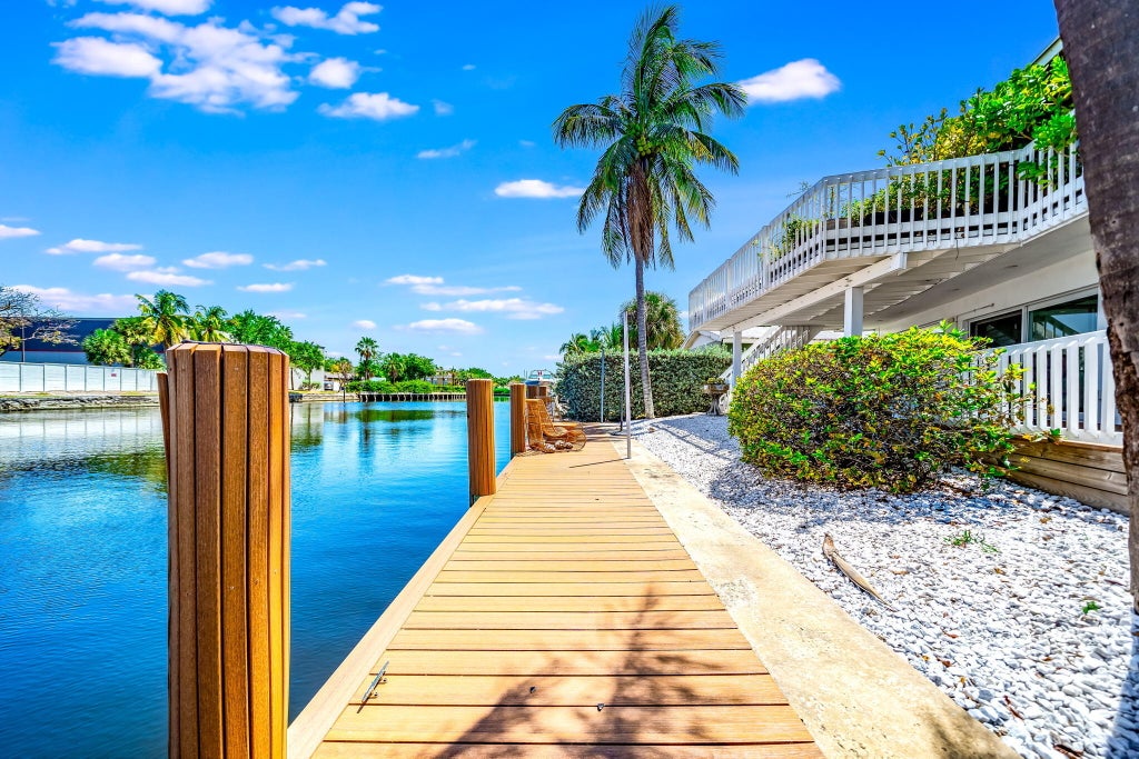 Photo of 2200 NE 26th Street #B, Wilton Manors, FL 33305 (MLS # R10974877)