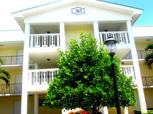 COLONIAL CLUB COND SEC 1 - Residential