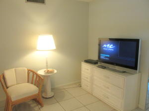 COLONIAL CLUB COND SEC 1 - Residential