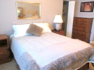 COLONIAL CLUB COND SEC 1 - Residential