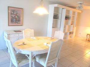 COLONIAL CLUB COND SEC 1 - Residential