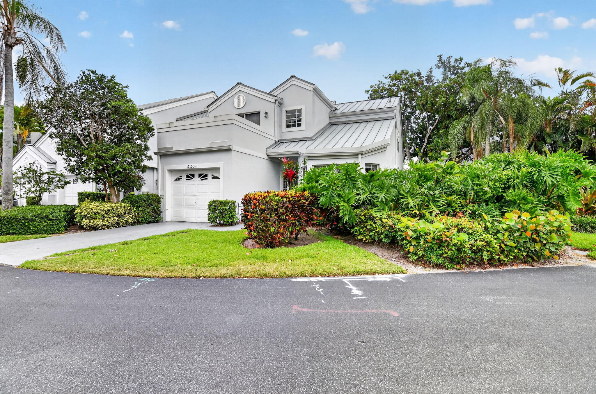 GREENS AT BOCA GOLF AND TENNIS CLUB - Residential