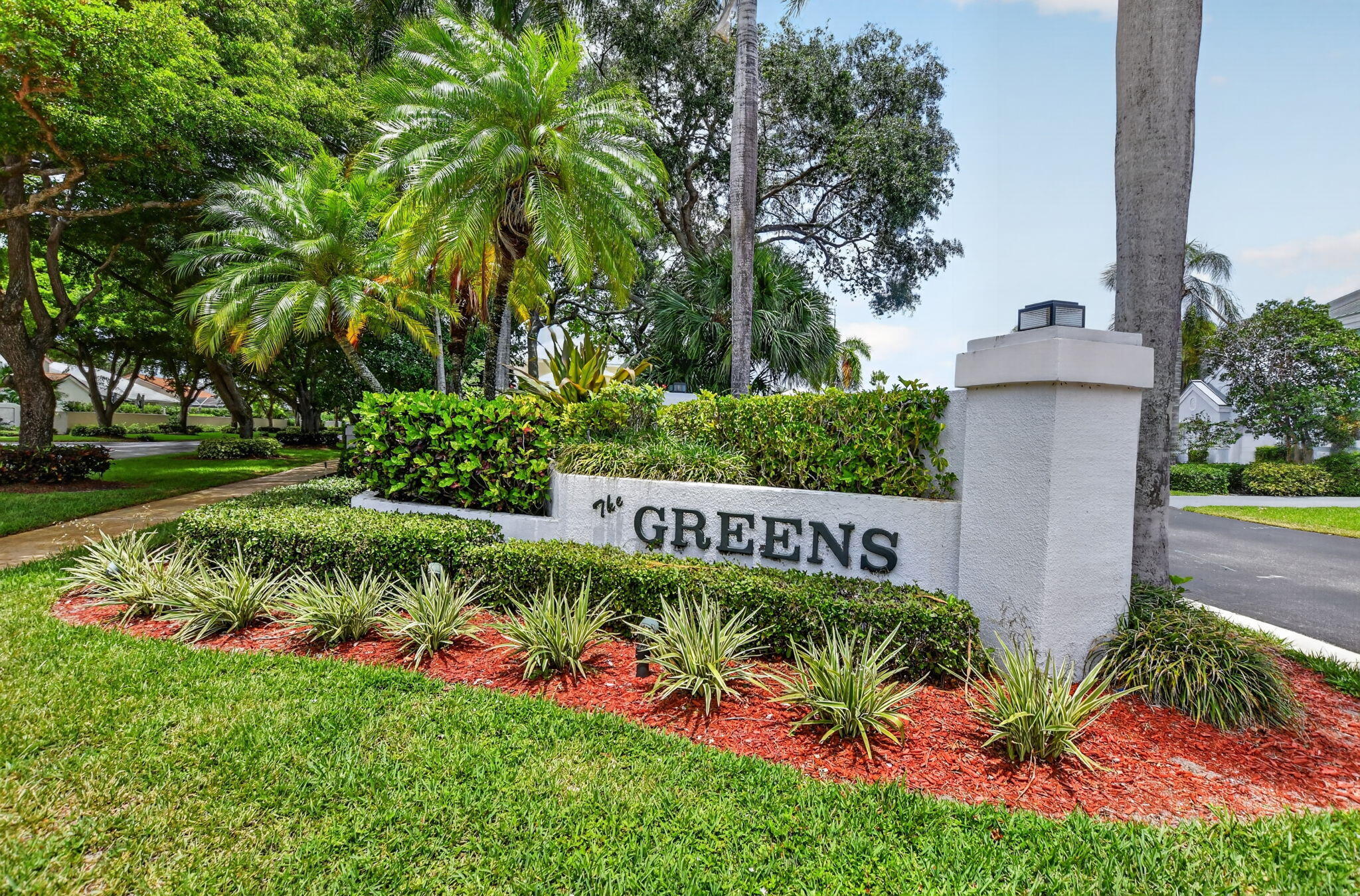 GREENS AT BOCA GOLF AND TENNIS CLUB - Residential