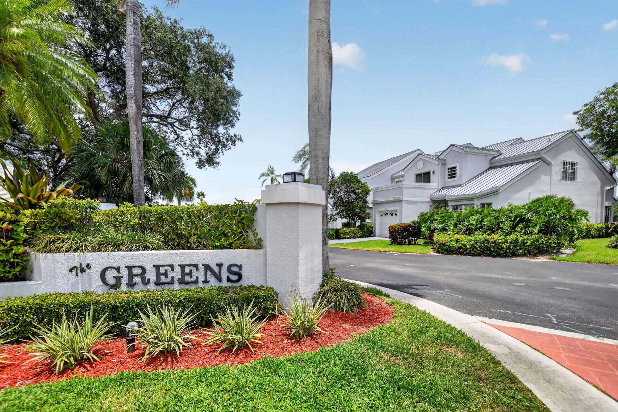 GREENS AT BOCA GOLF AND TENNIS CLUB - Residential