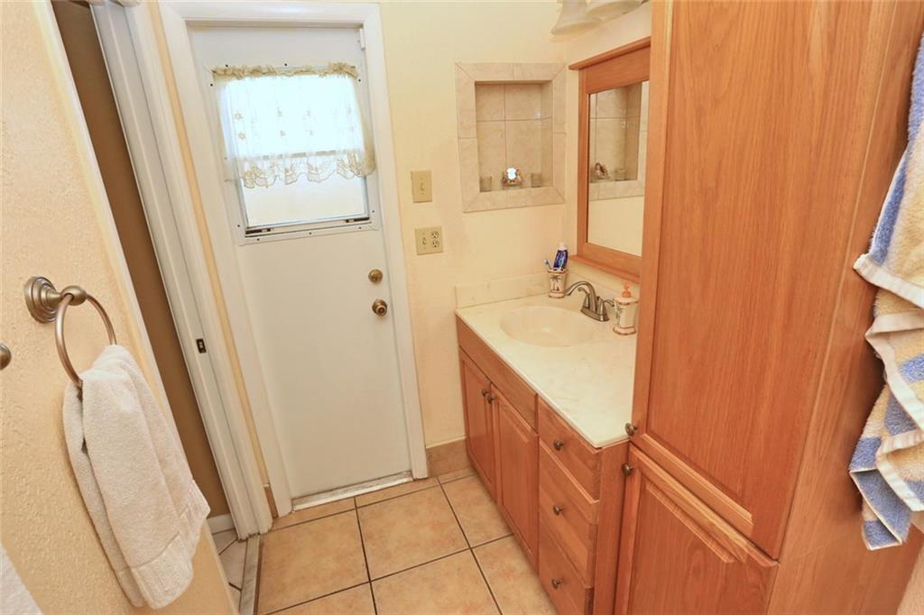 Jero Sub 105-25 B - Residential