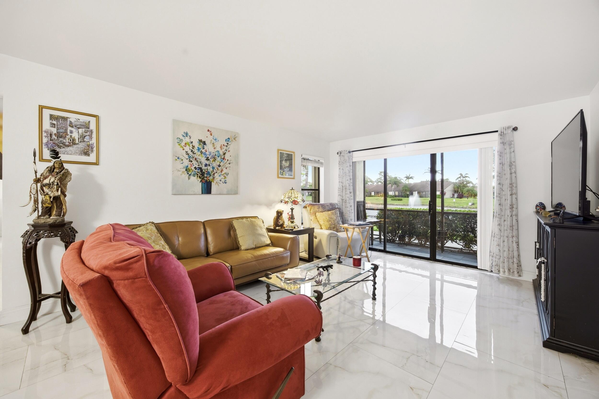PINE RIDGE NORTH VILLAGE III CONDO - Residential