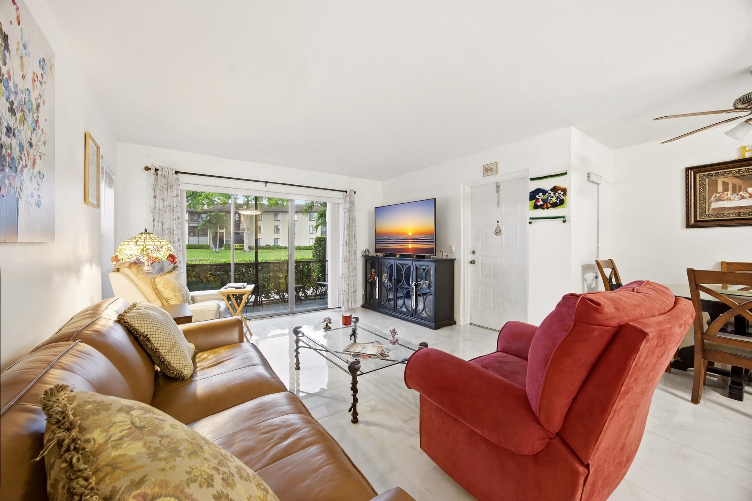 PINE RIDGE NORTH VILLAGE III CONDO - Residential