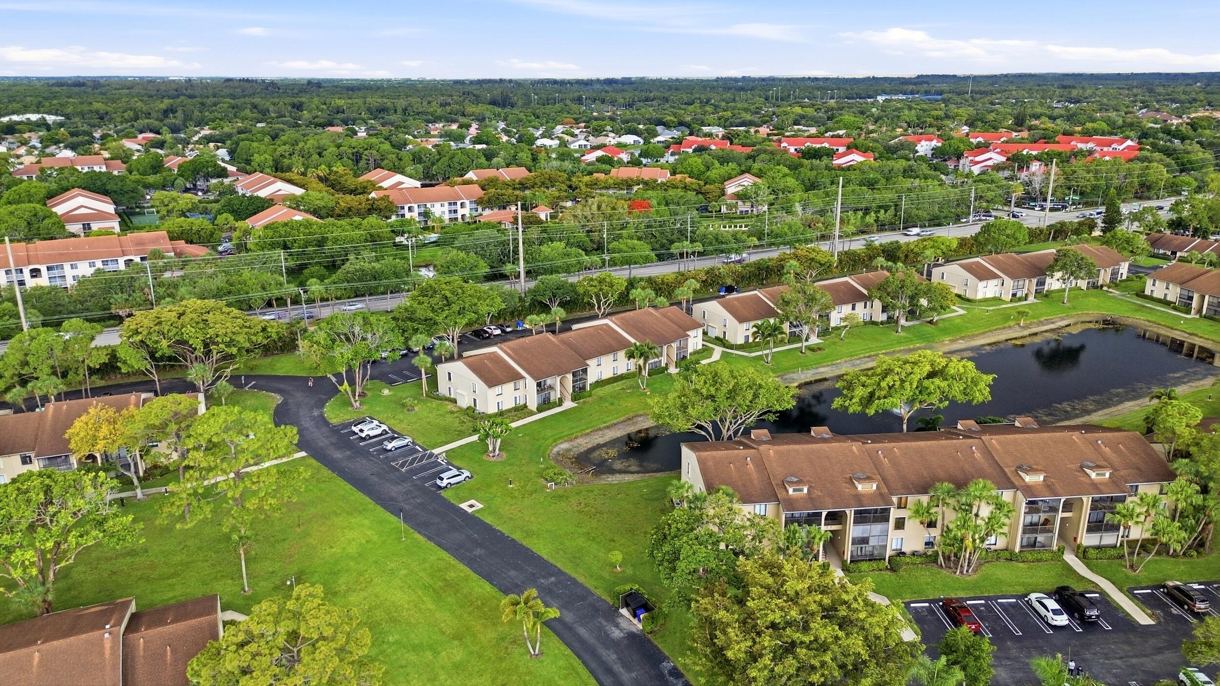 PINE RIDGE NORTH VILLAGE III CONDO - Residential
