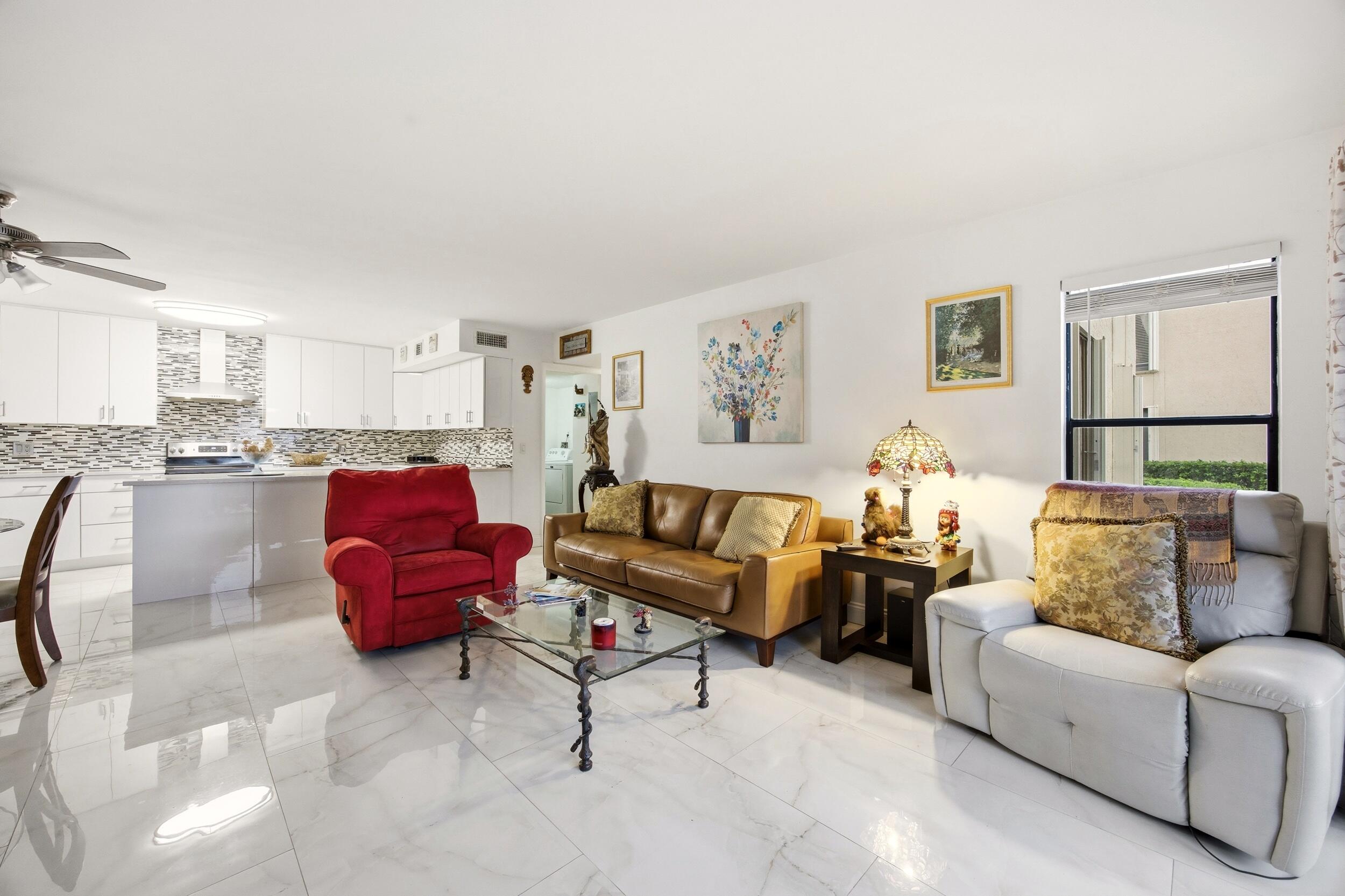 PINE RIDGE NORTH VILLAGE III CONDO - Residential
