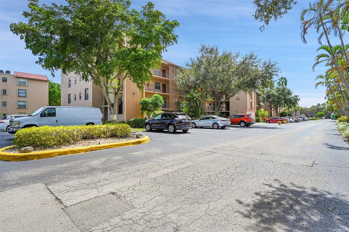 PALM LAKES CONDO - Residential
