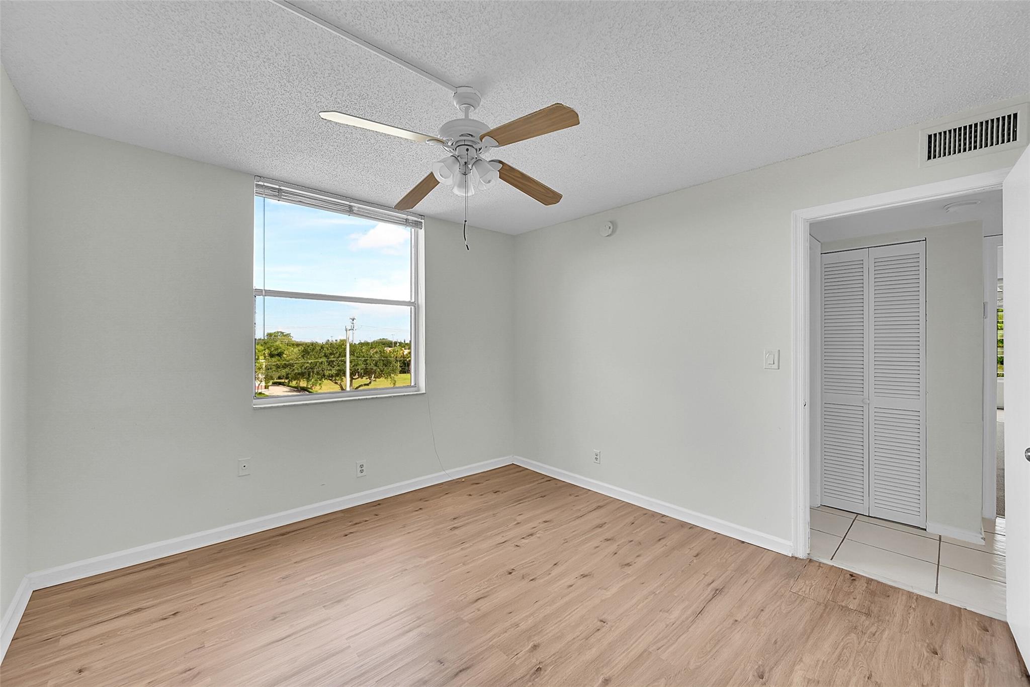 PALM LAKES CONDO - Residential