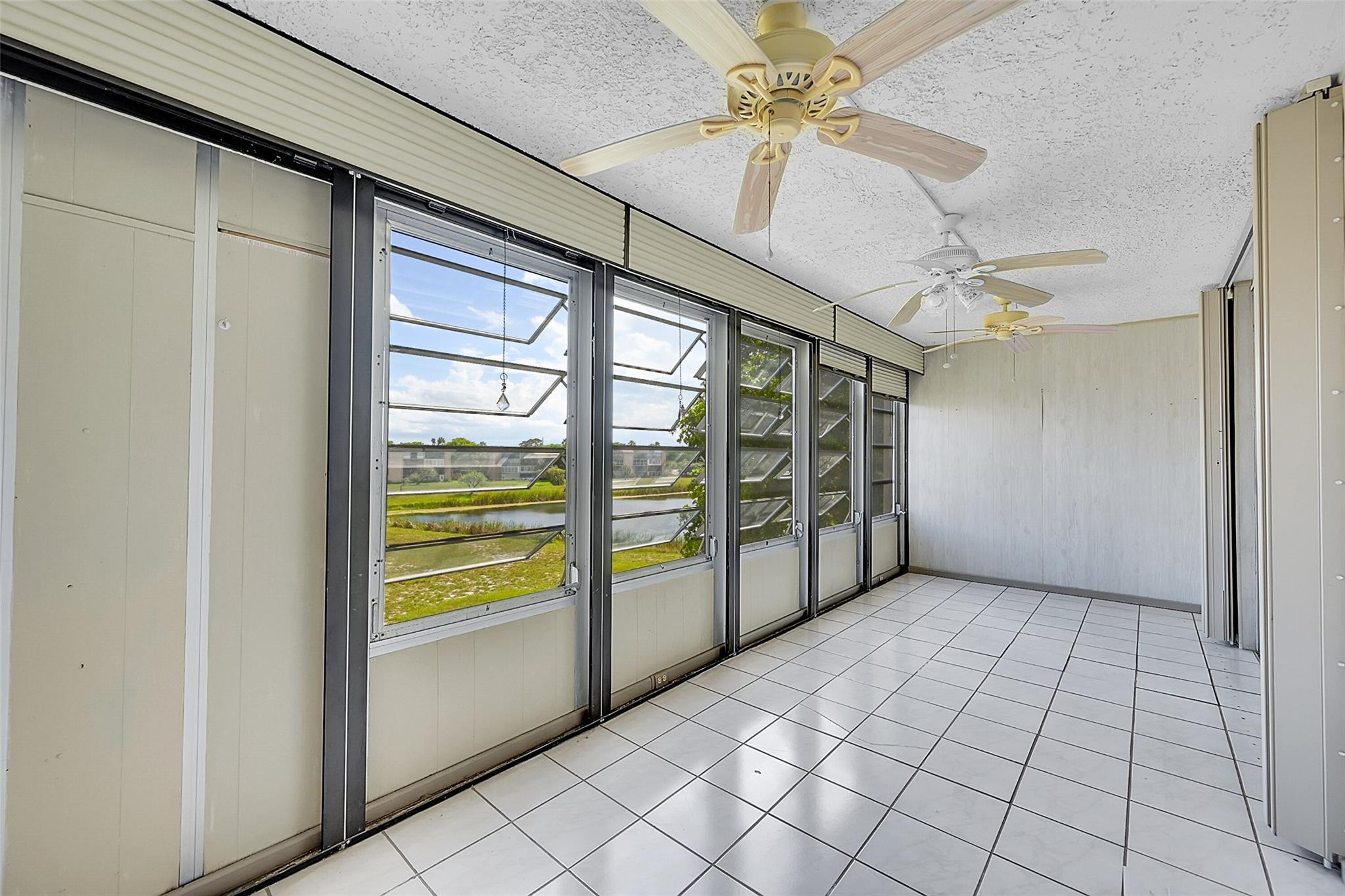 PALM LAKES CONDO - Residential
