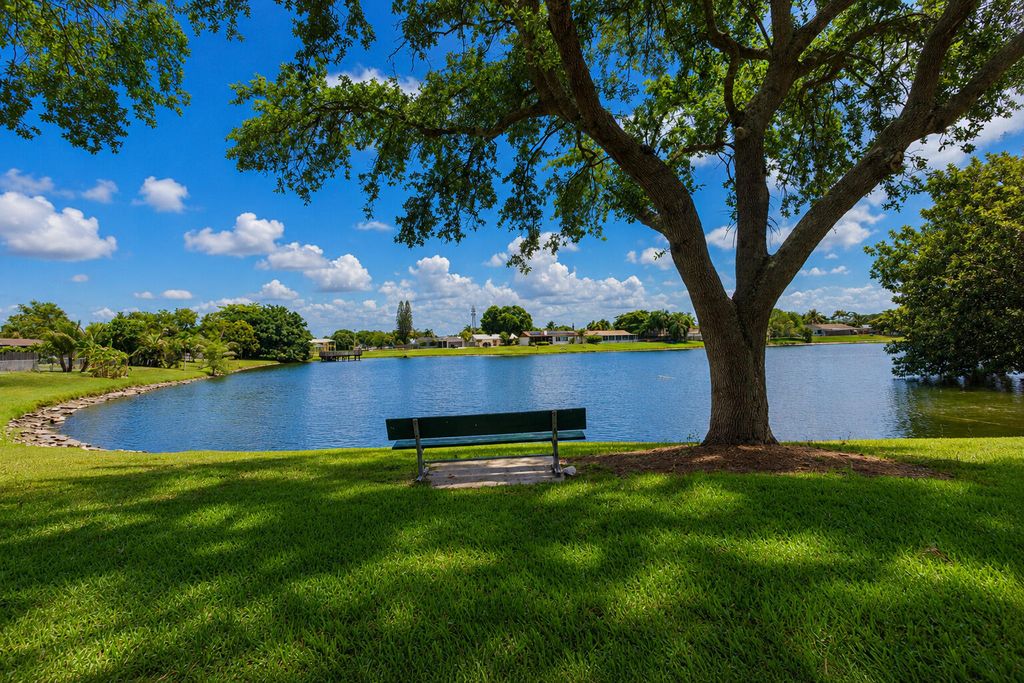 Photo of 10304 Pippin Lane, Royal Palm Beach, FL 33411 (MLS # B26039969)