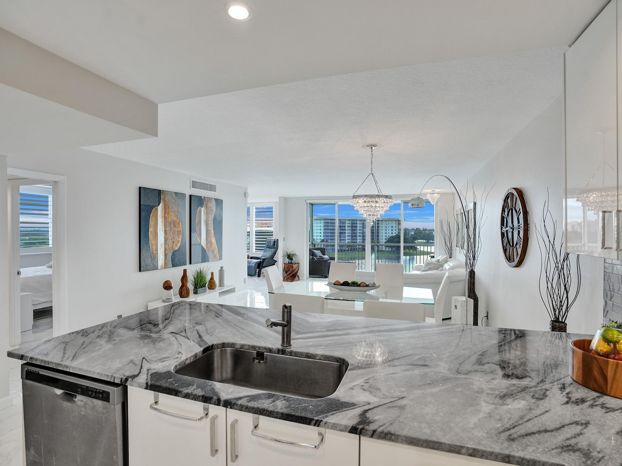 Palm Aire Country club - Residential