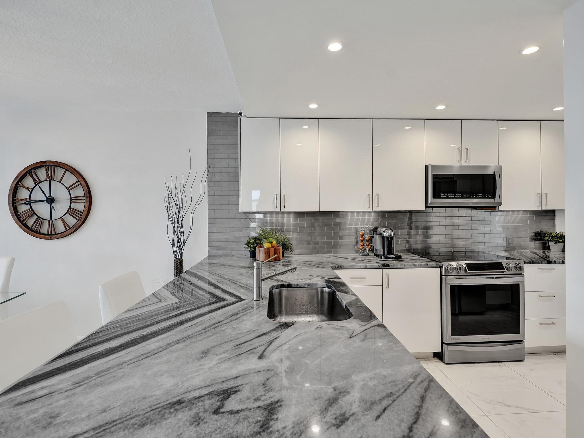 Palm Aire Country club - Residential