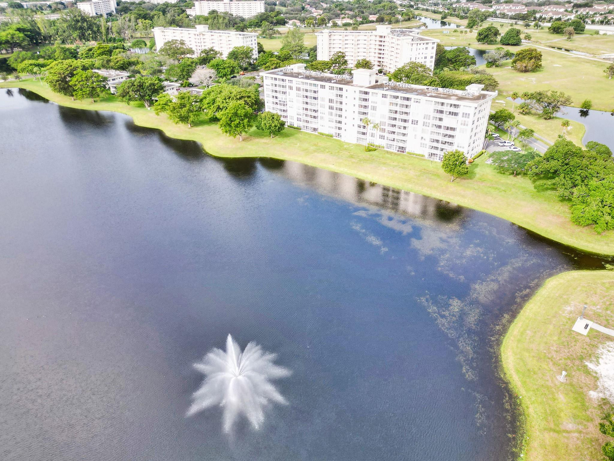 Palm Aire Country club - Residential