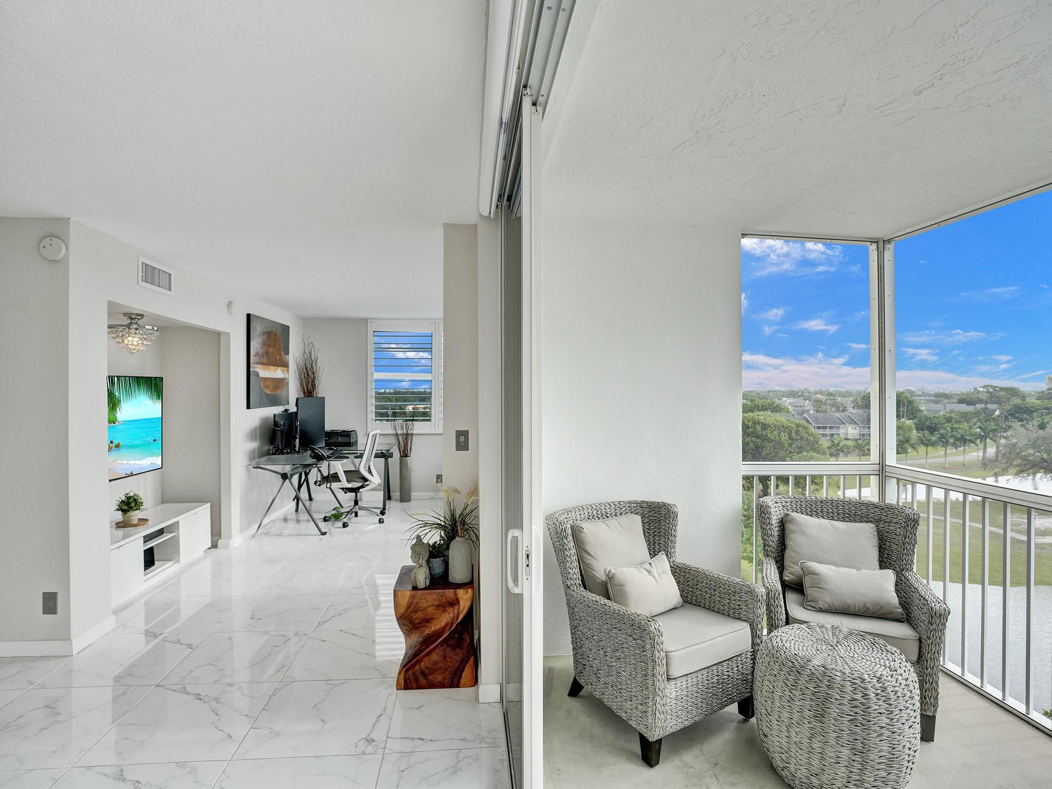 Palm Aire Country club - Residential