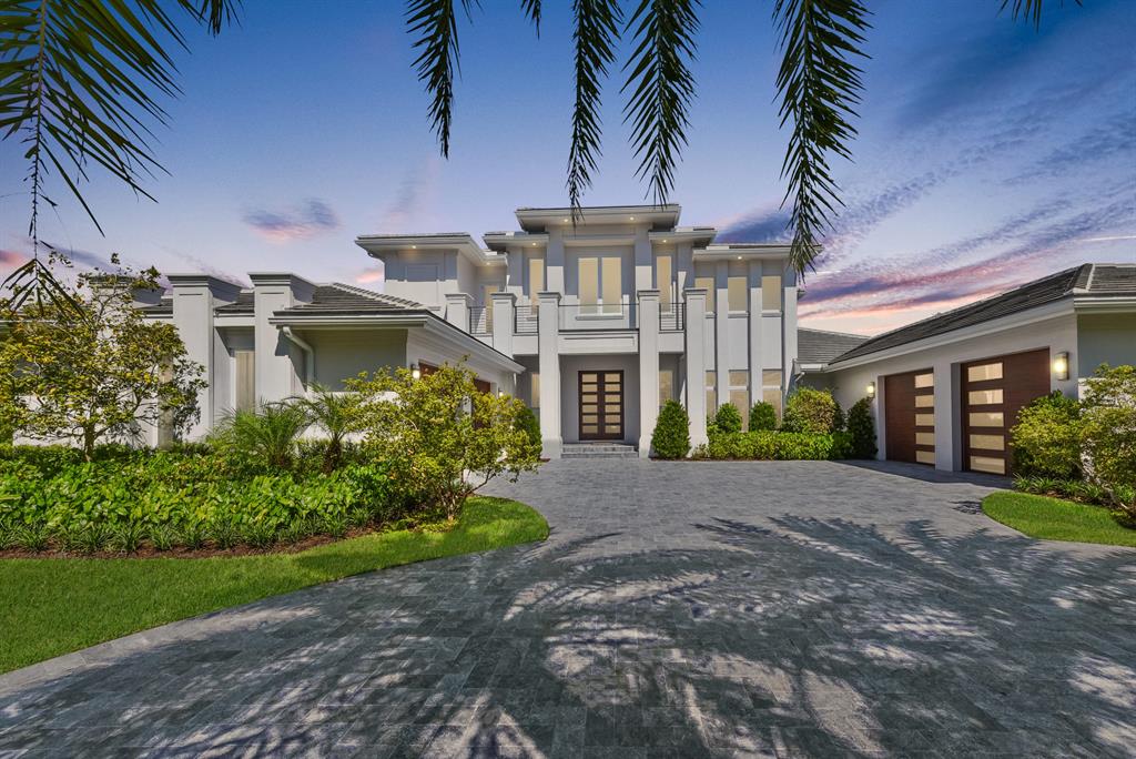 LONG LAKE ESTATES - Residential