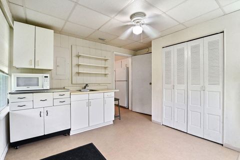 A home in Lake Worth Beach