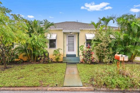 A home in Lake Worth Beach