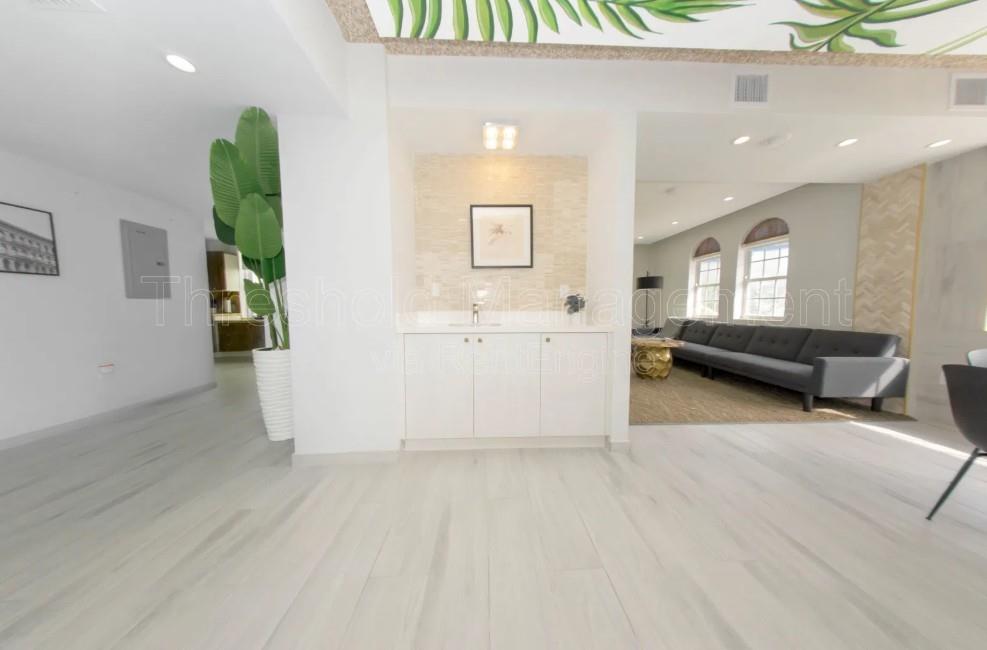 Ocean Beach Add 01 - Residential Lease