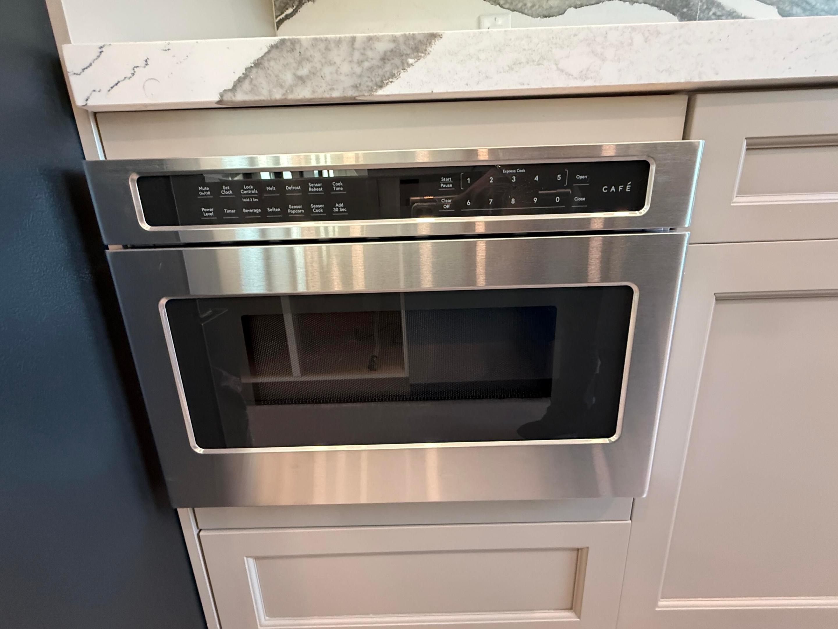 RIVERSIDE PARK - Residential