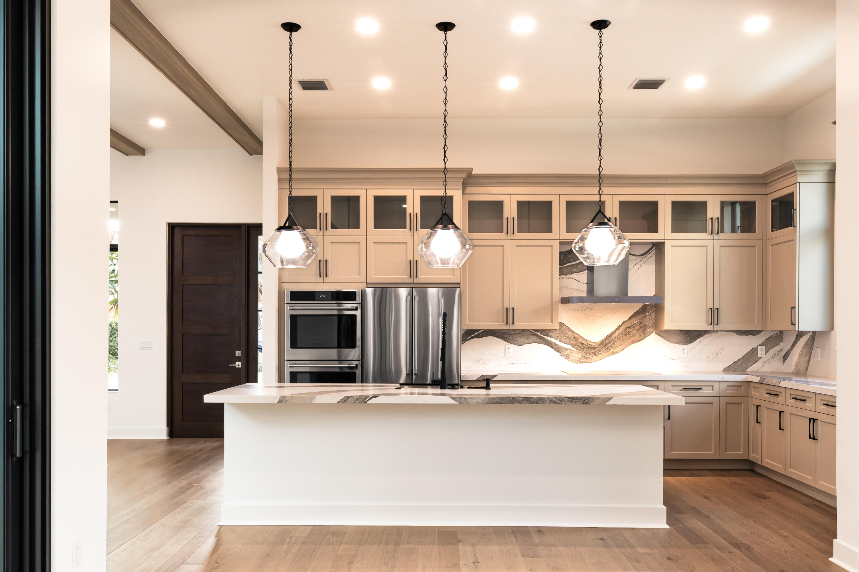 RIVERSIDE PARK - Residential