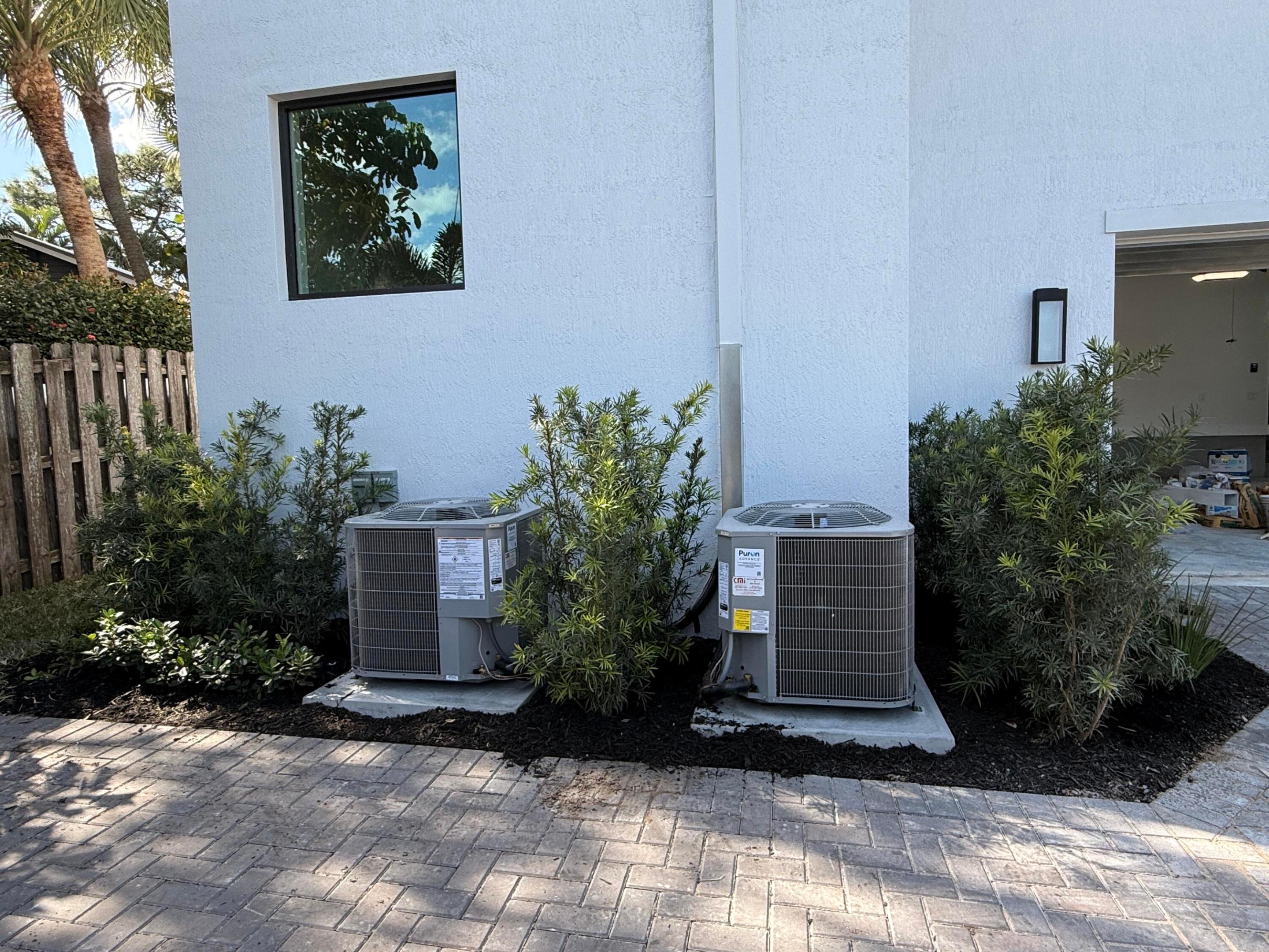 RIVERSIDE PARK - Residential