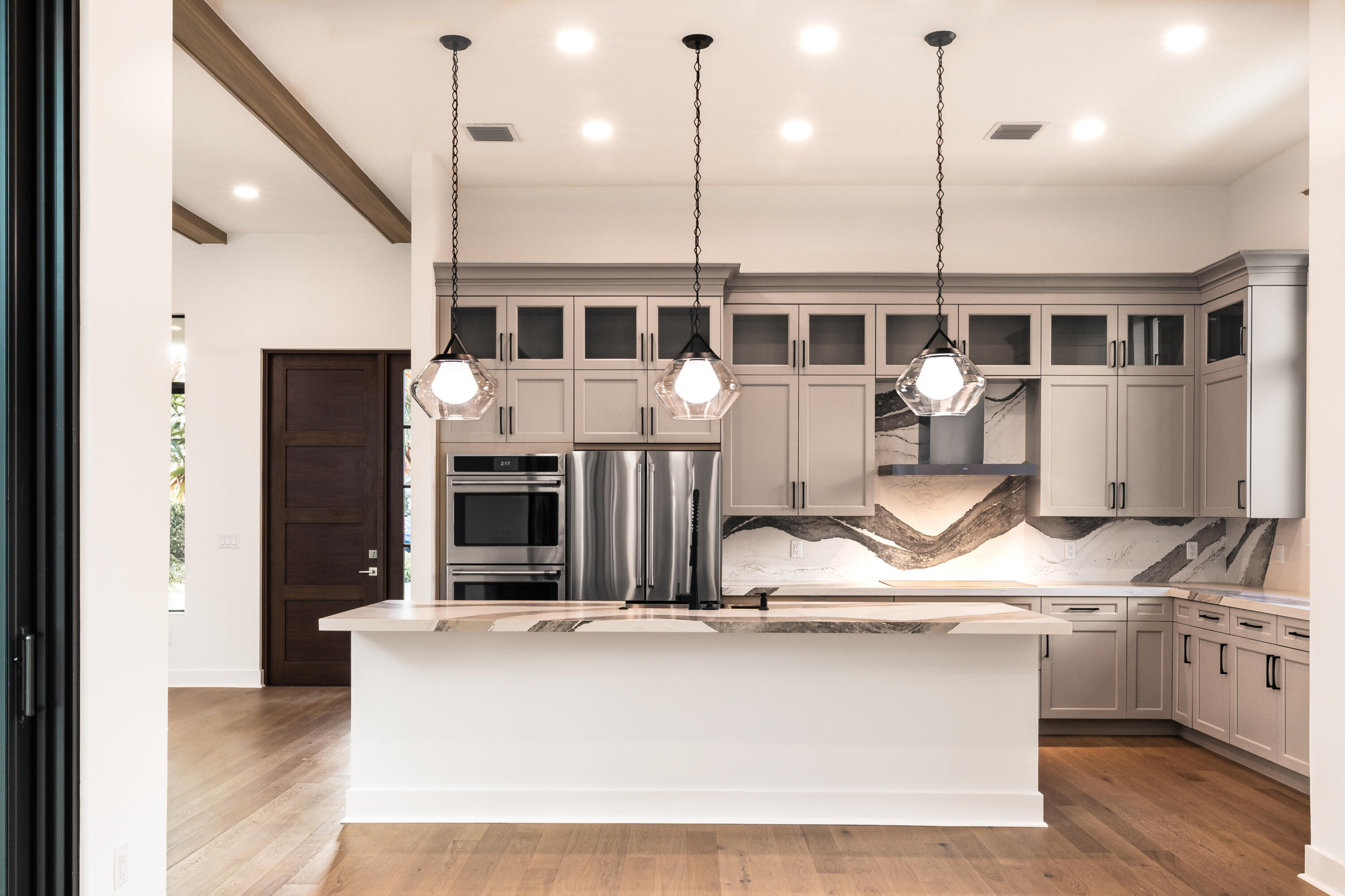 RIVERSIDE PARK - Residential