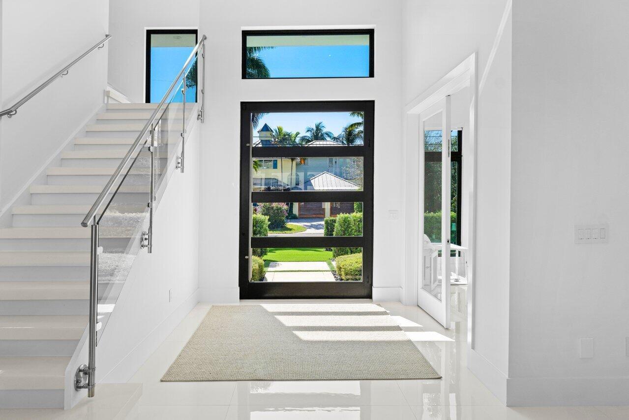 TROPIC ISLE - Residential