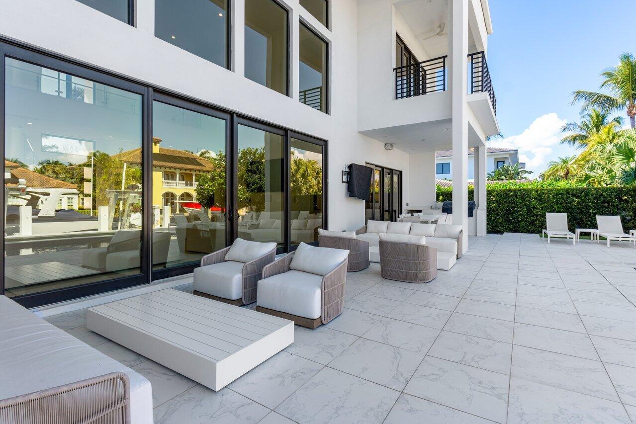 TROPIC ISLE - Residential