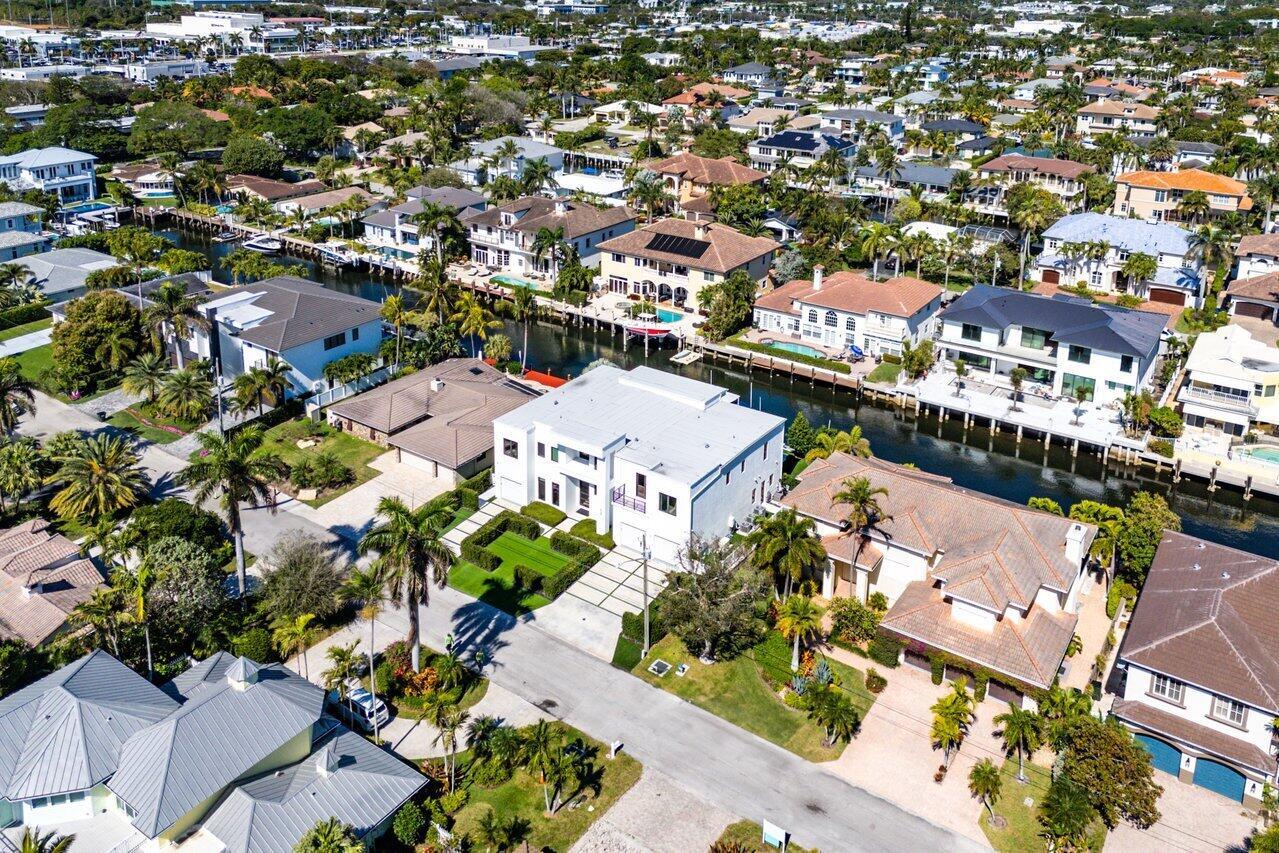 TROPIC ISLE - Residential