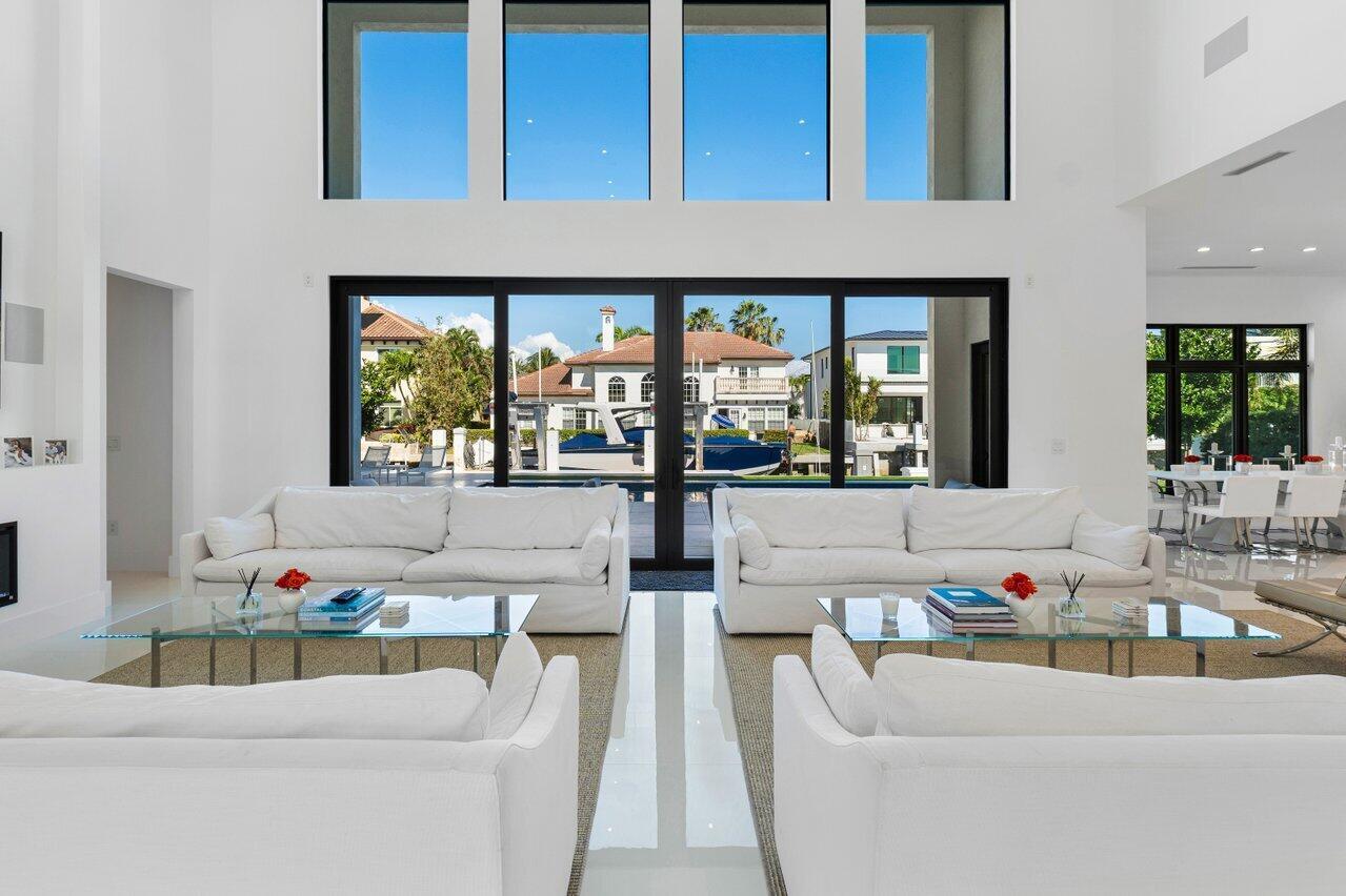 TROPIC ISLE - Residential