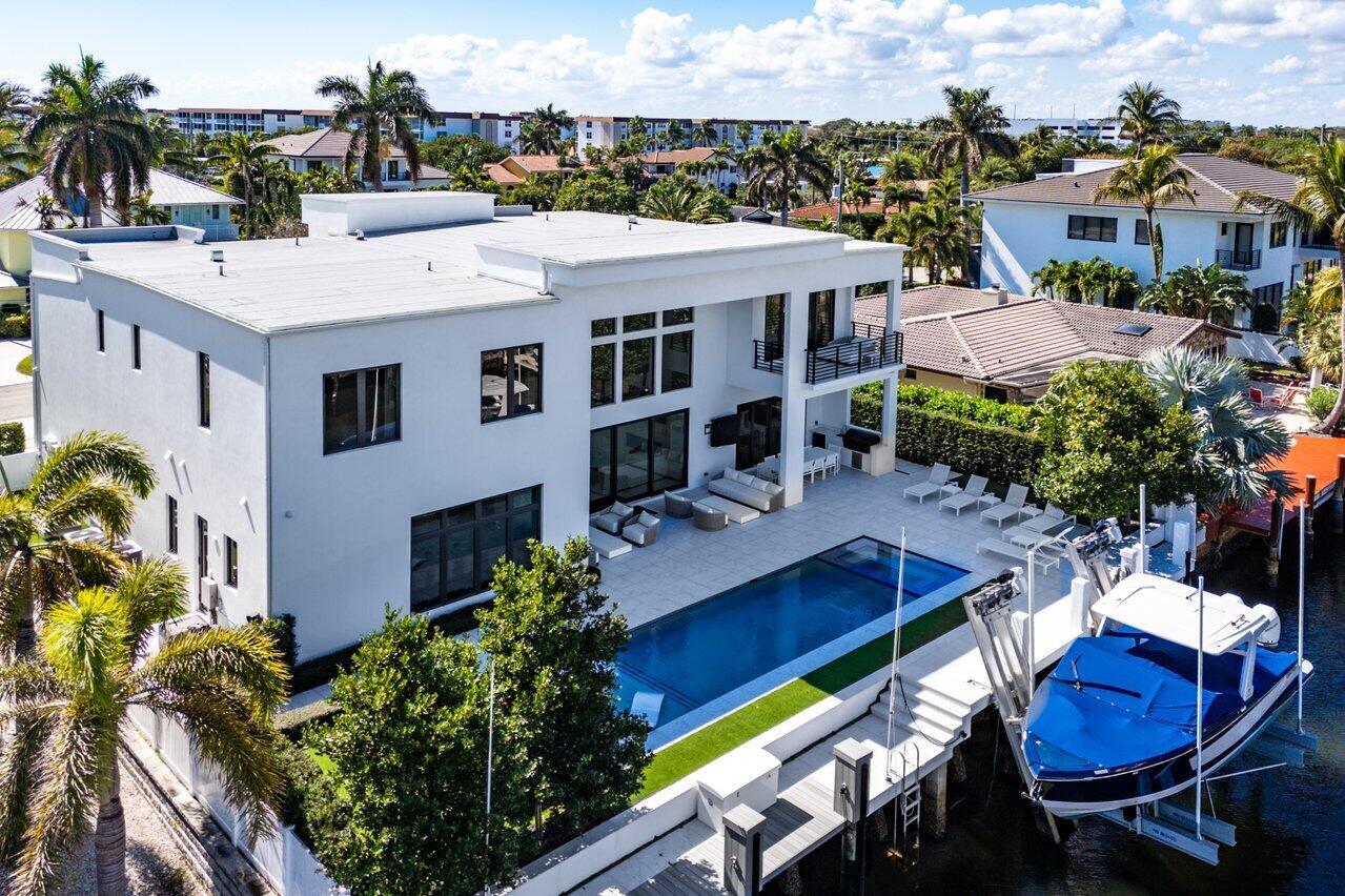 TROPIC ISLE - Residential