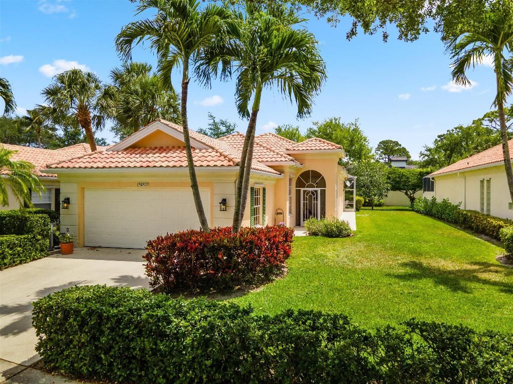 Photo of 4643 Hammock Circle, Delray Beach, FL 33445 (MLS # R11133943)