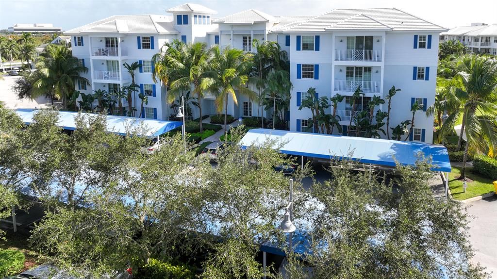 Photo of 313 Bay Colony North Drive N, Juno Beach, FL 33408 (MLS # R10844901)