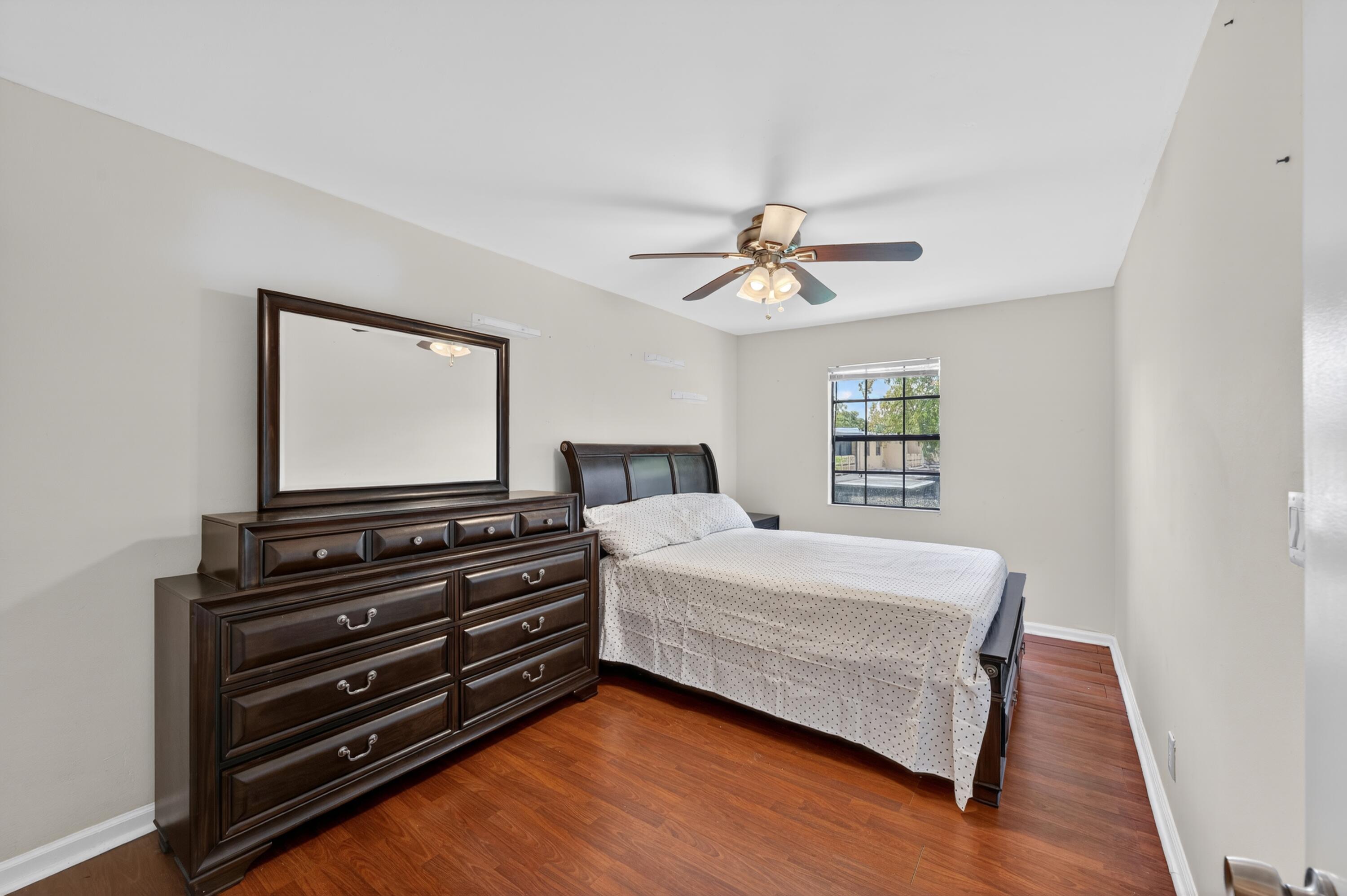 WELLEBY UNIT SEVEN - Residential