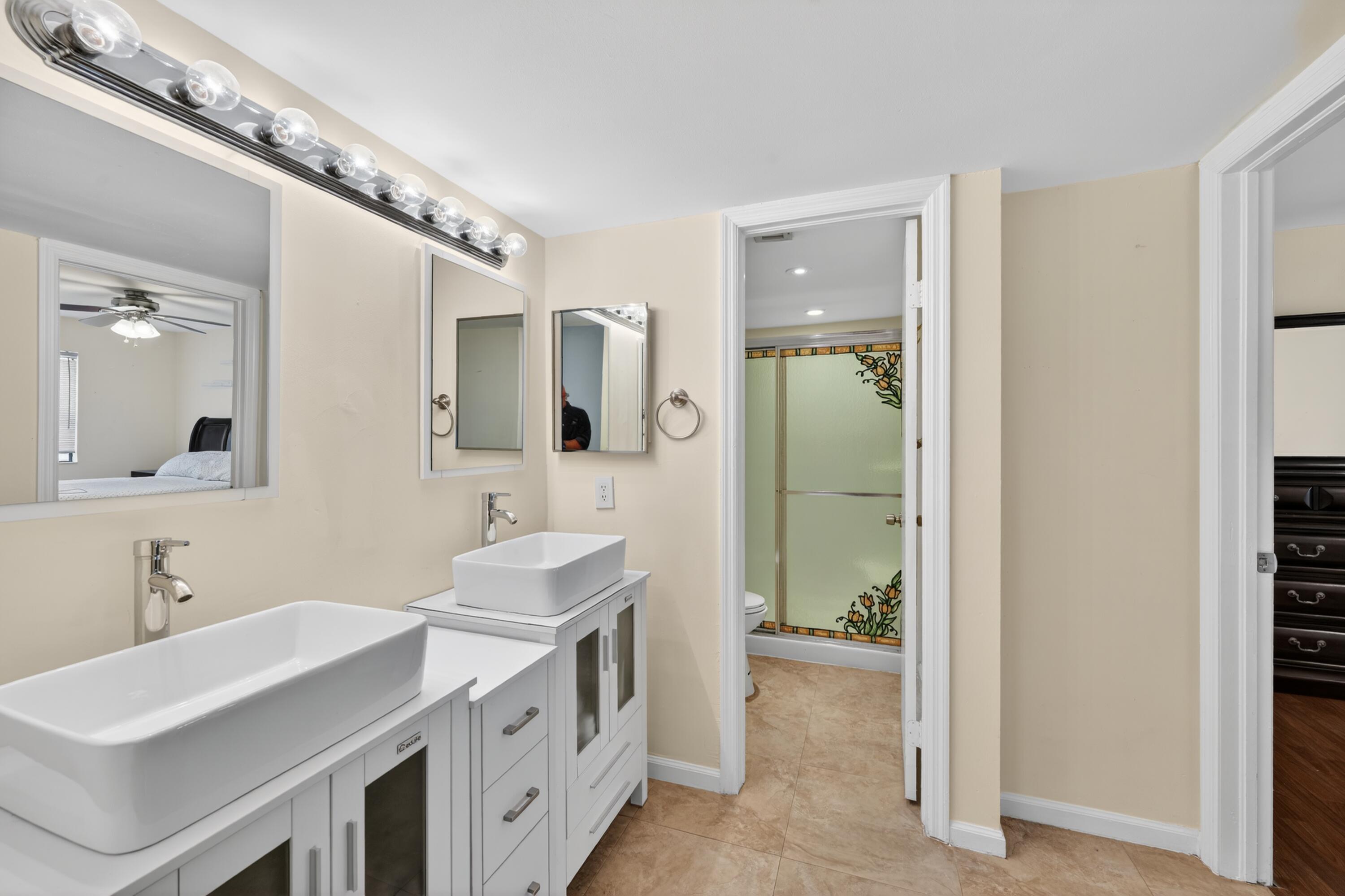 WELLEBY UNIT SEVEN - Residential