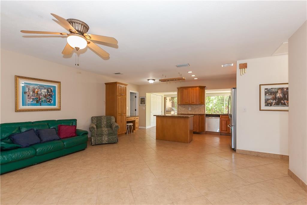 Boca Raton Square - Residential