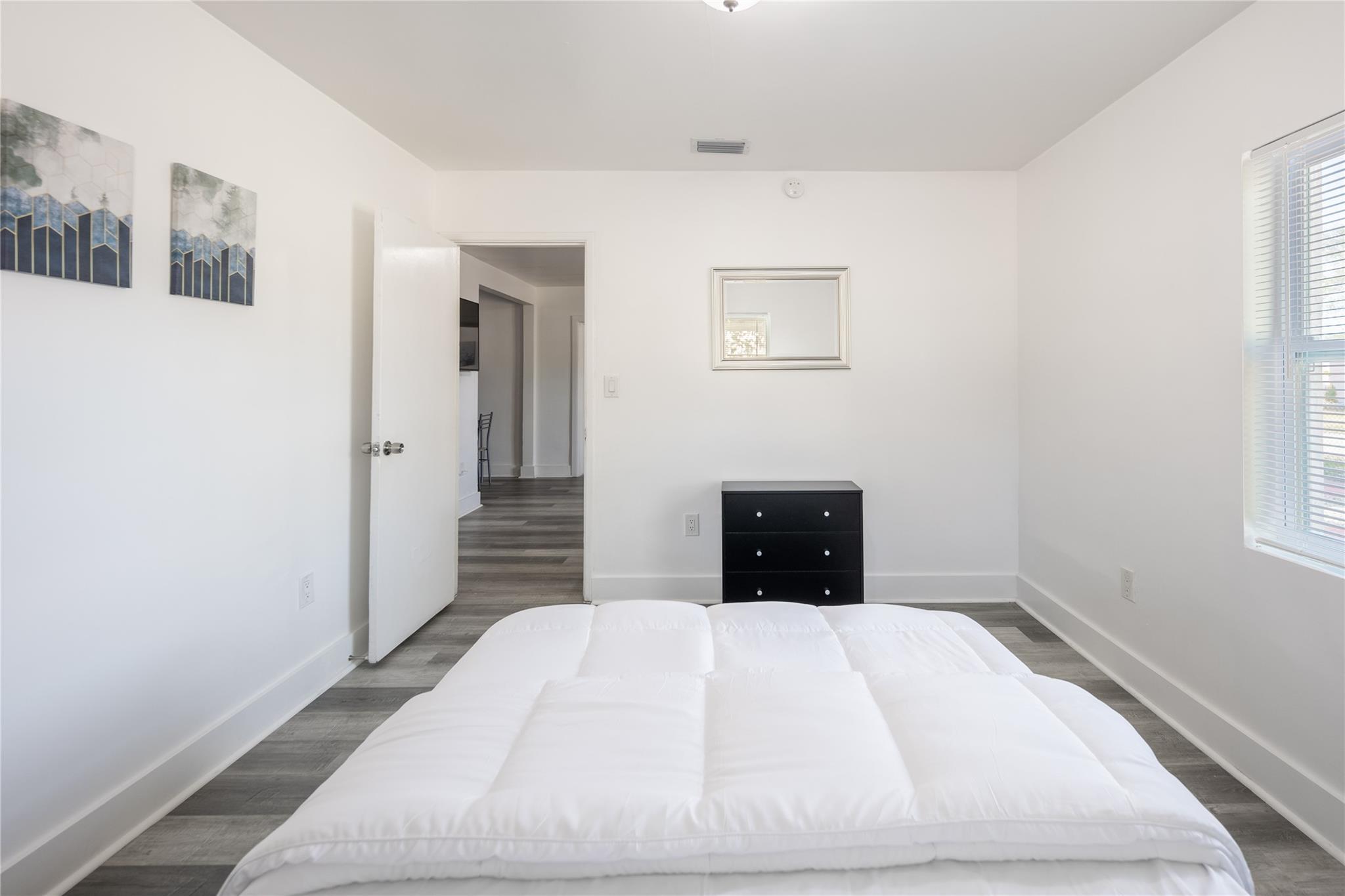 Breezyway Manor Add 29-1 - Residential Lease