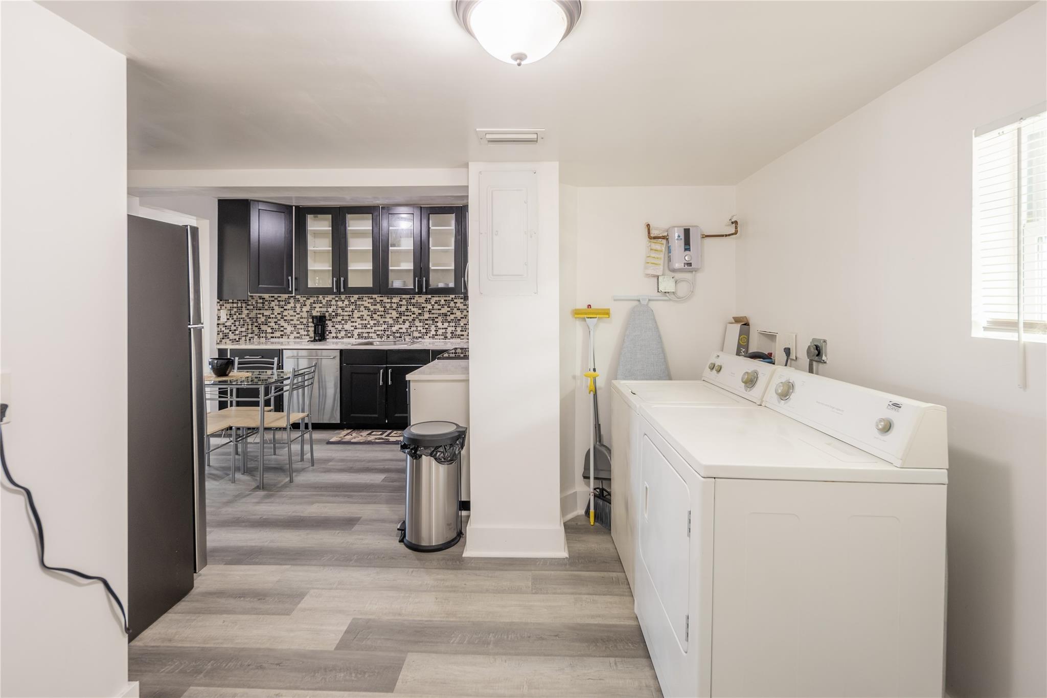 Breezyway Manor Add 29-1 - Residential Lease