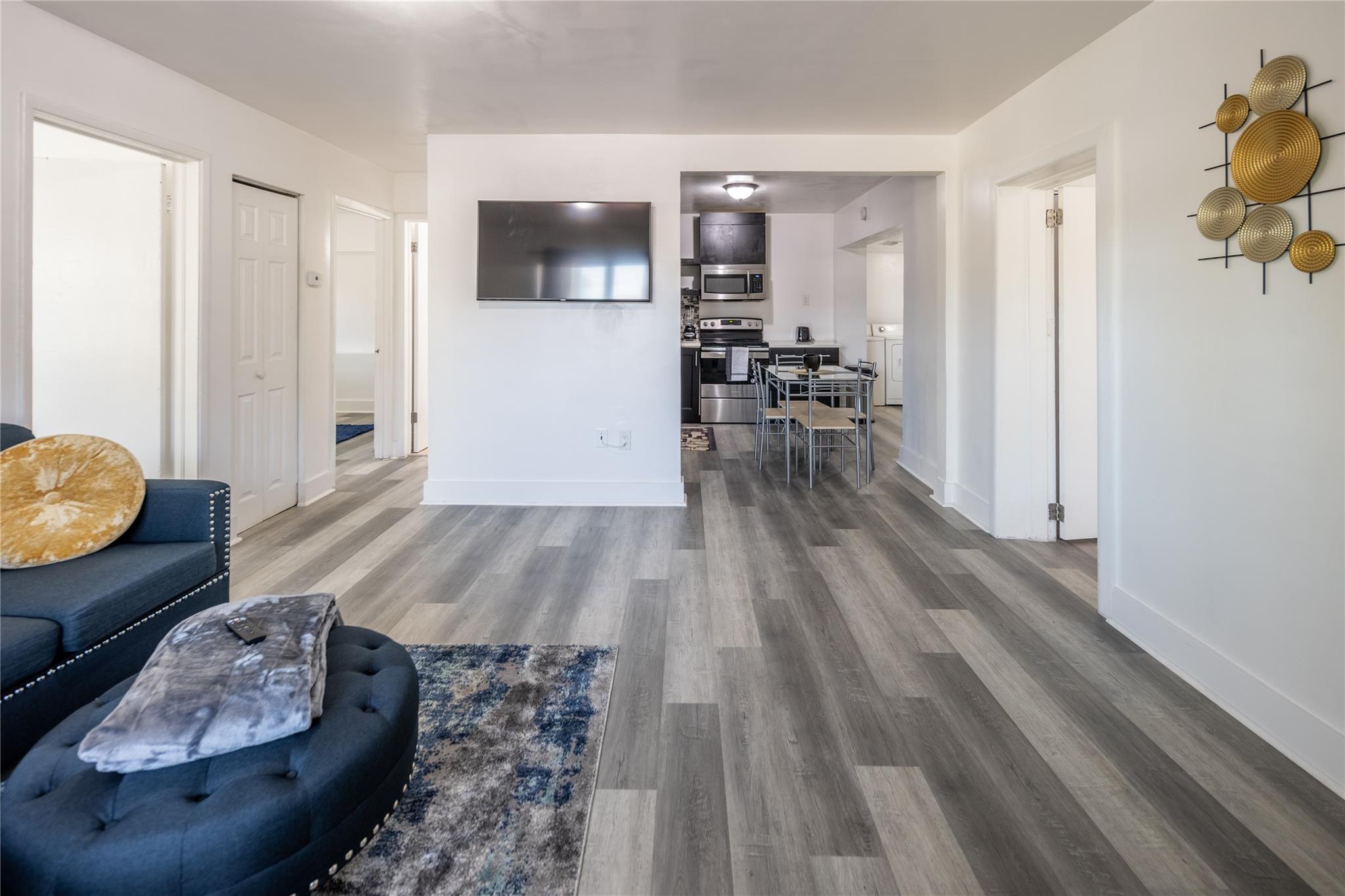 Breezyway Manor Add 29-1 - Residential Lease