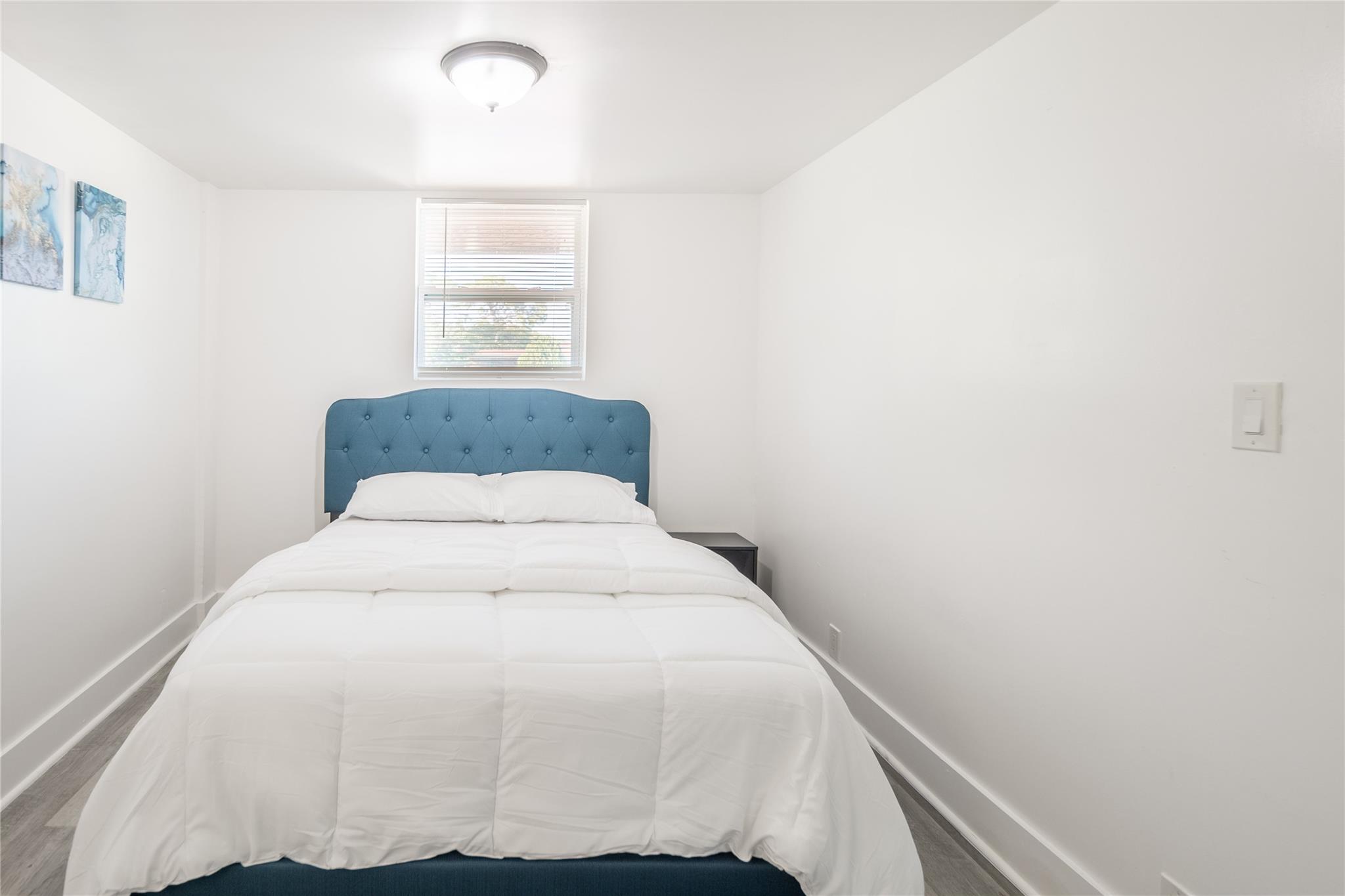 Breezyway Manor Add 29-1 - Residential Lease