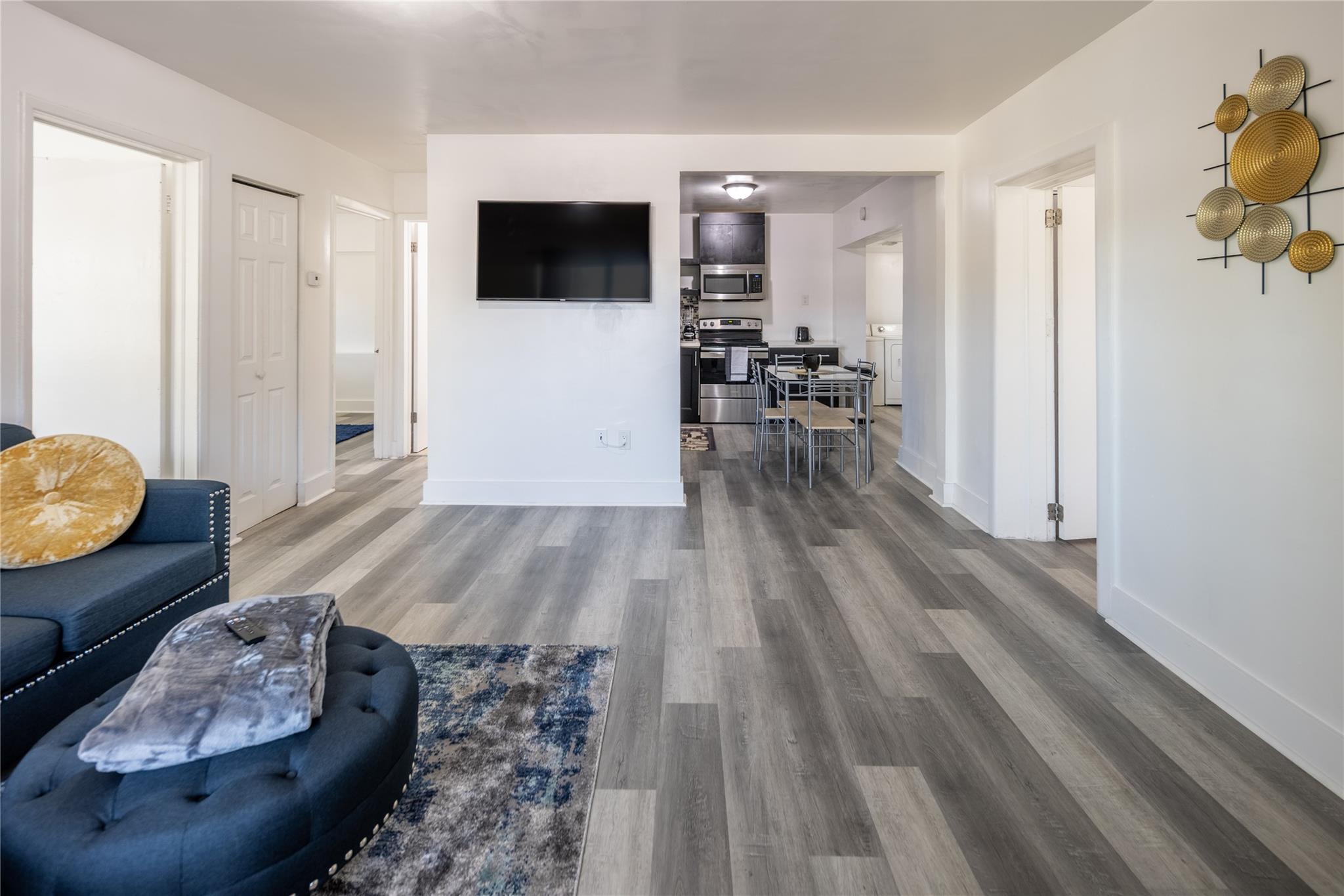 Breezyway Manor Add 29-1 - Residential Lease