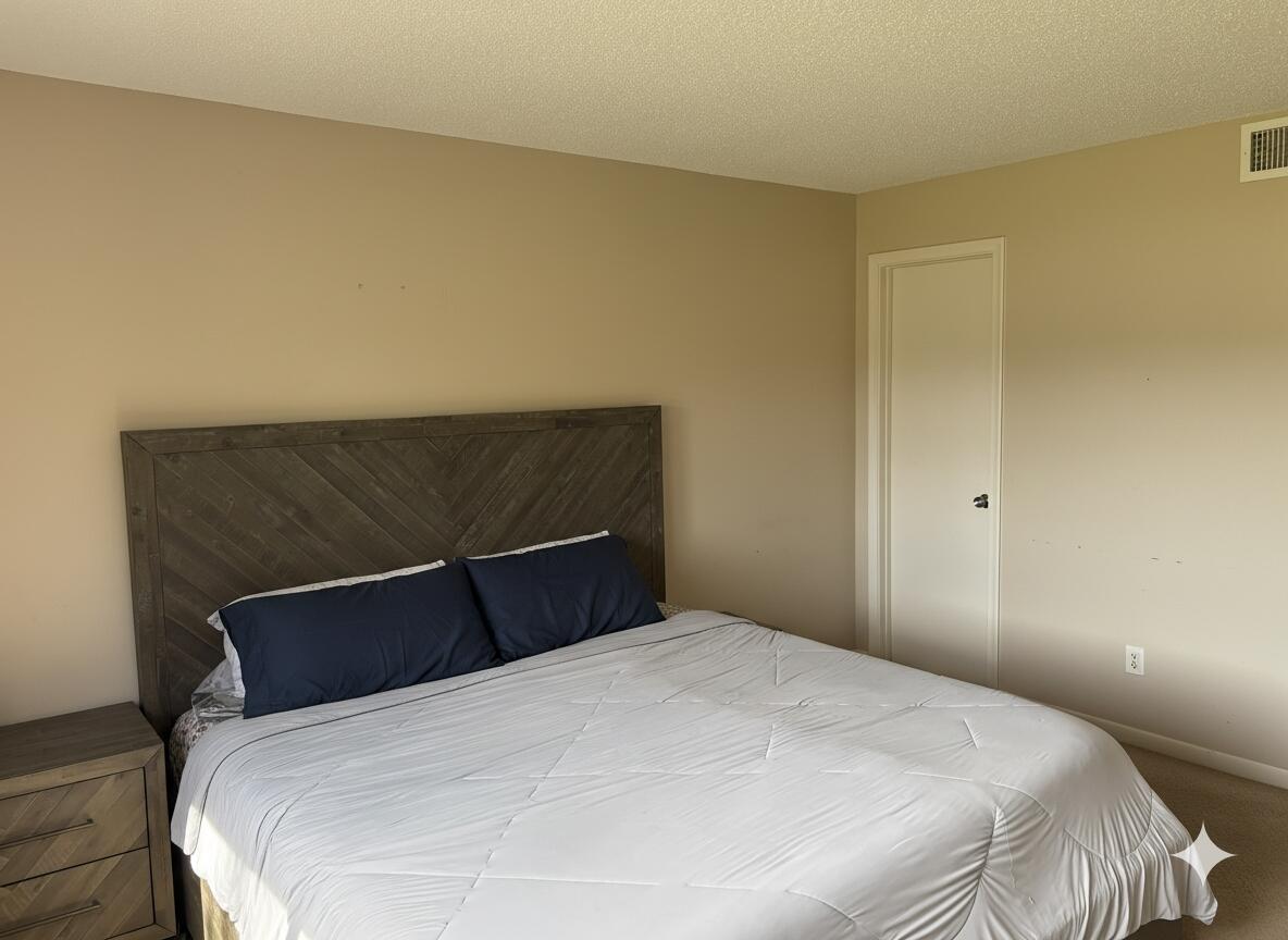 FOUNTAINS OF PALM BEACH CONDO 5 - Residential