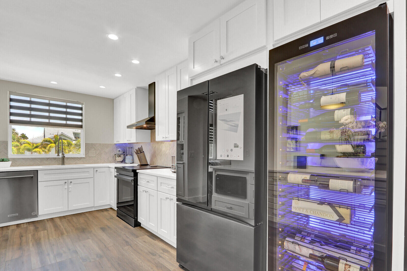 SEA COLONY CONDO - Residential Lease