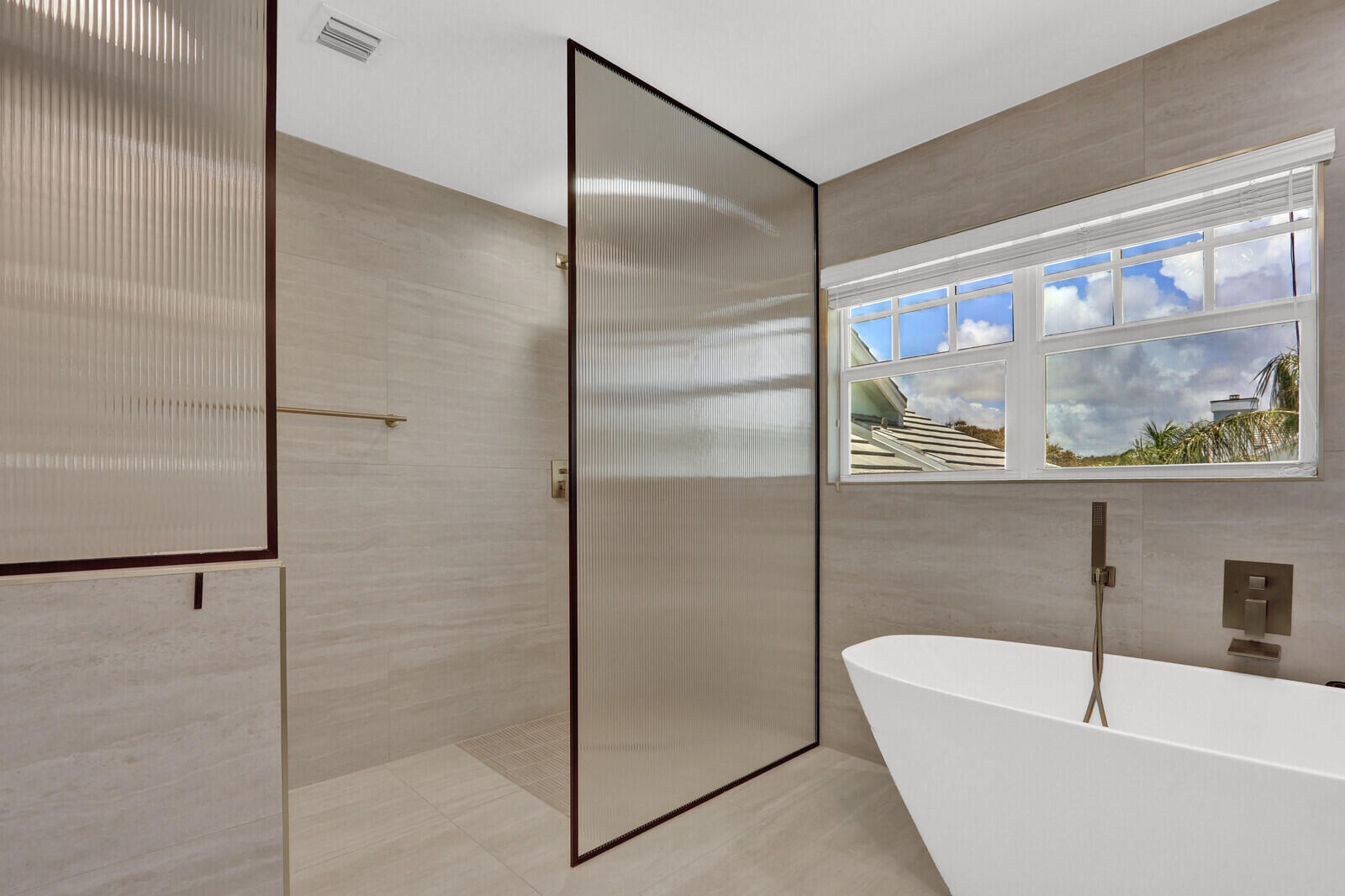 SEA COLONY CONDO - Residential Lease